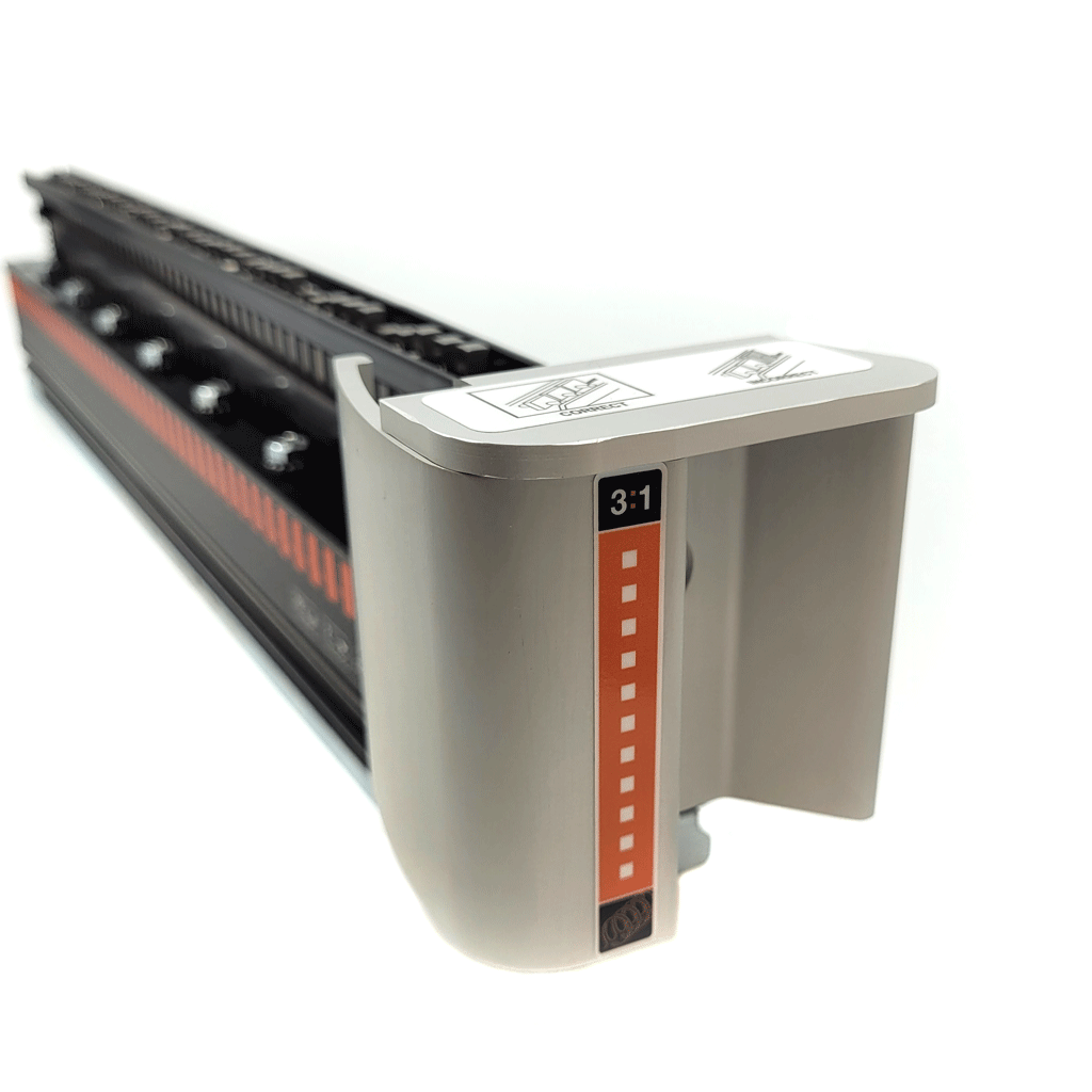 GBC MagnaPunch Pro 3:1 Square Hole Die