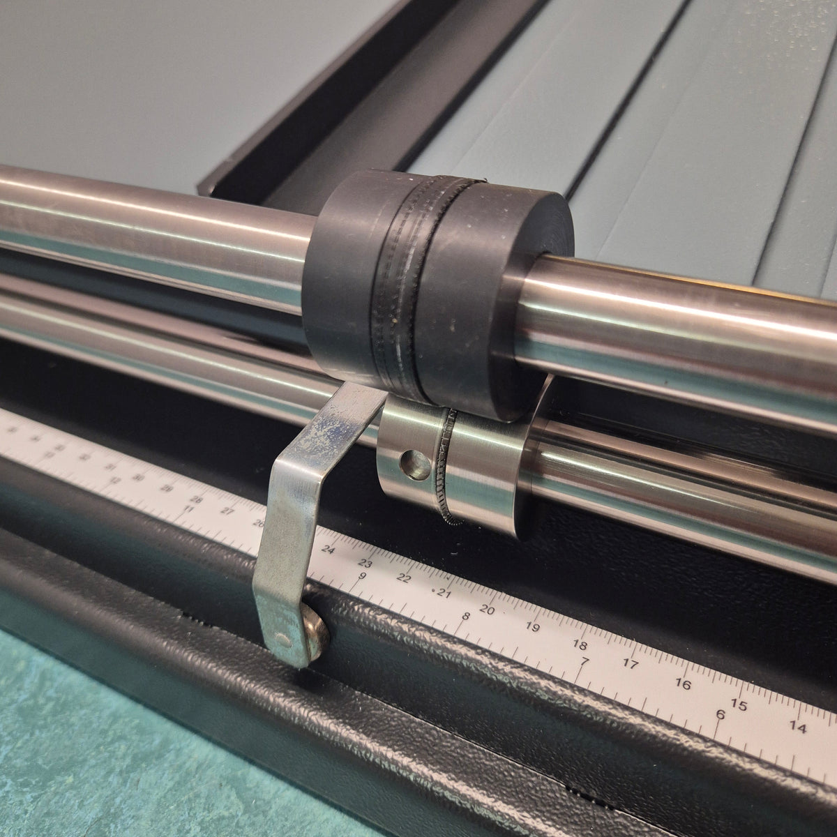 CreaseStream Card Creaser Deluxe