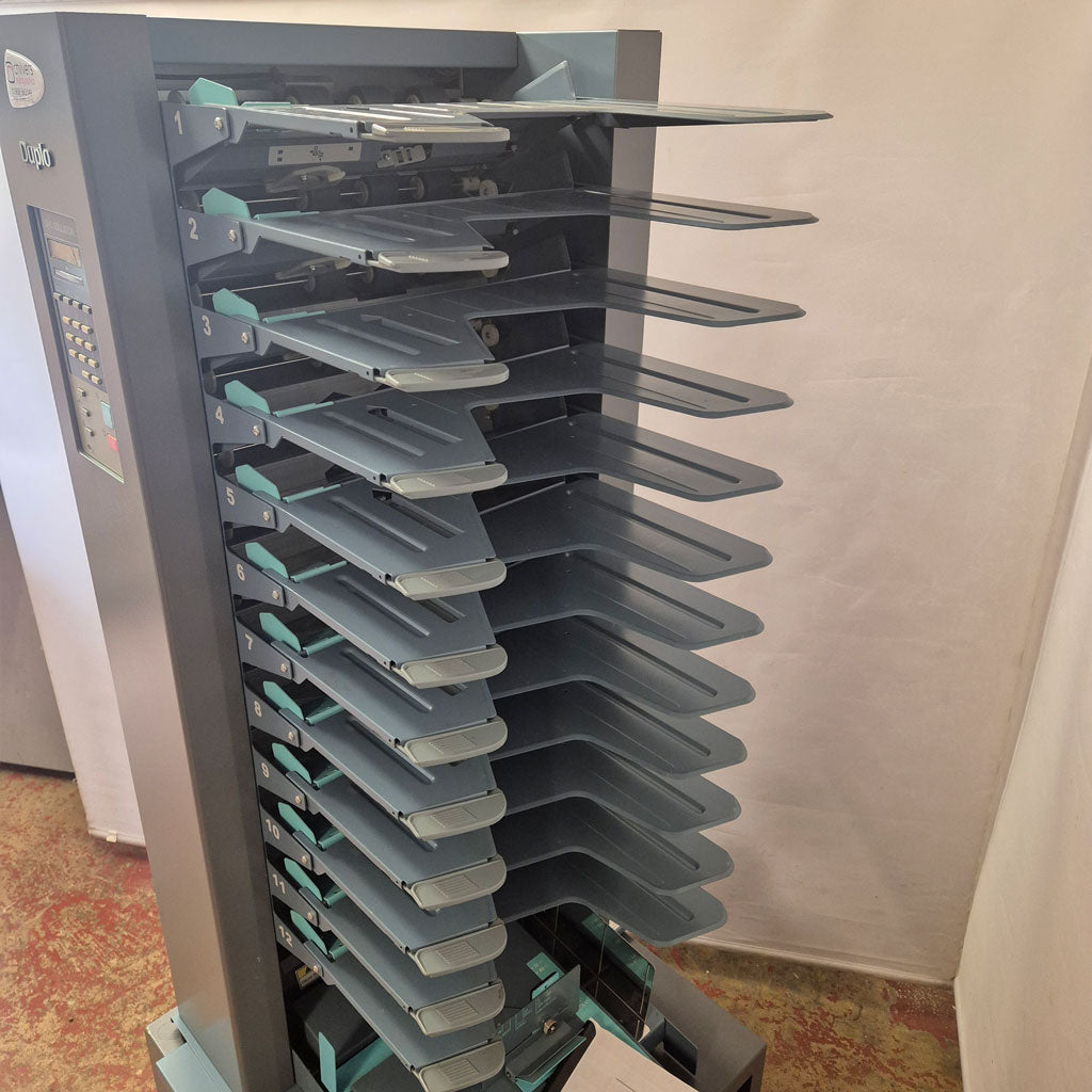 Used / Pre-owned Duplo DFC-12 Collator