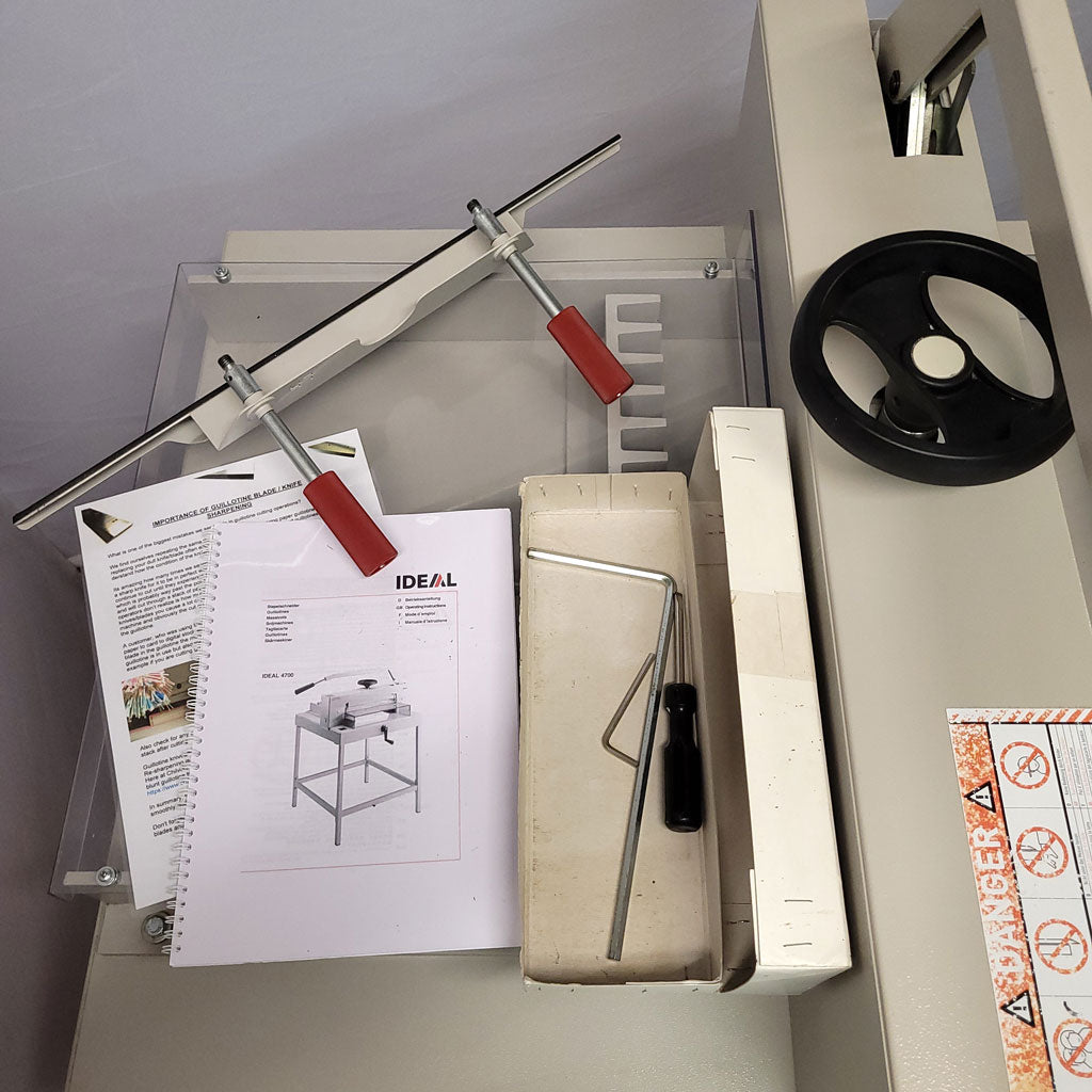 Used / Pre-owned Ideal 4700 Manual Guillotine