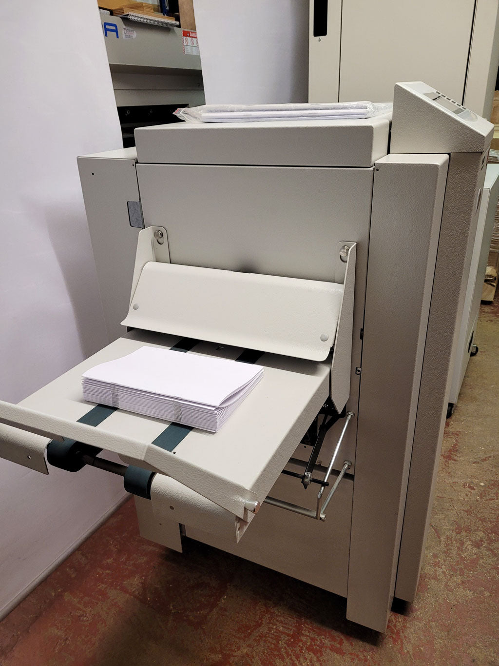 Used / Pre-owned Morgana ACF-510 Airfeeder Collator &amp; BM2000 Booklet Maker System