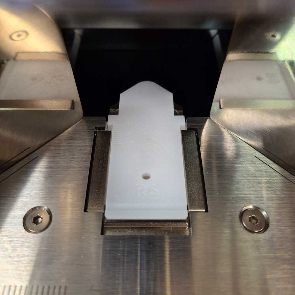 Warrior Electric Round Corner Cutter