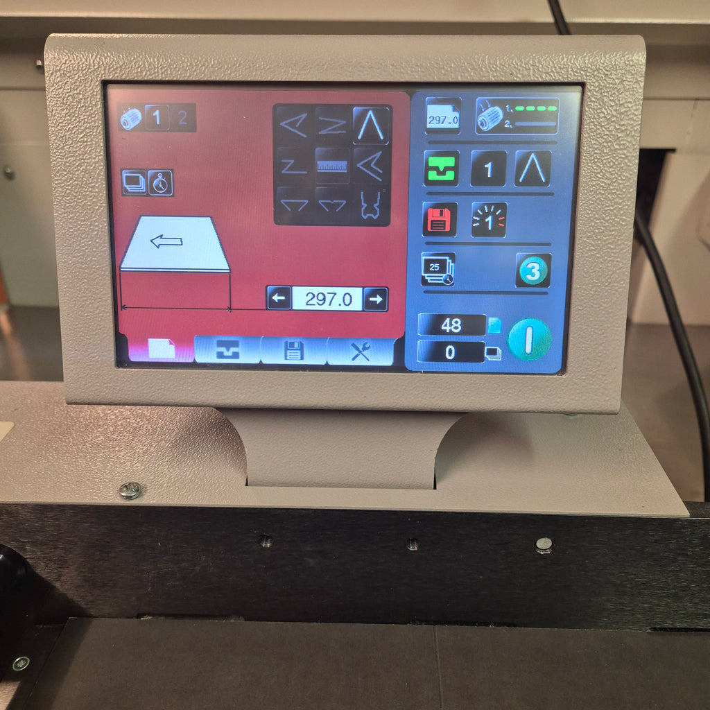 Used / Pre-owned Morgana Autocreaser Pro 33