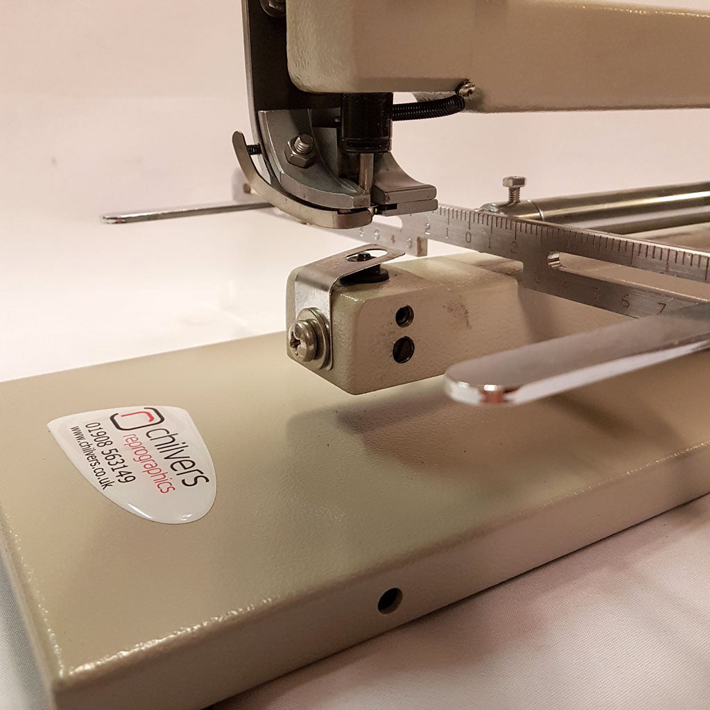 JYSC4 Long Arm Eyelet Machine