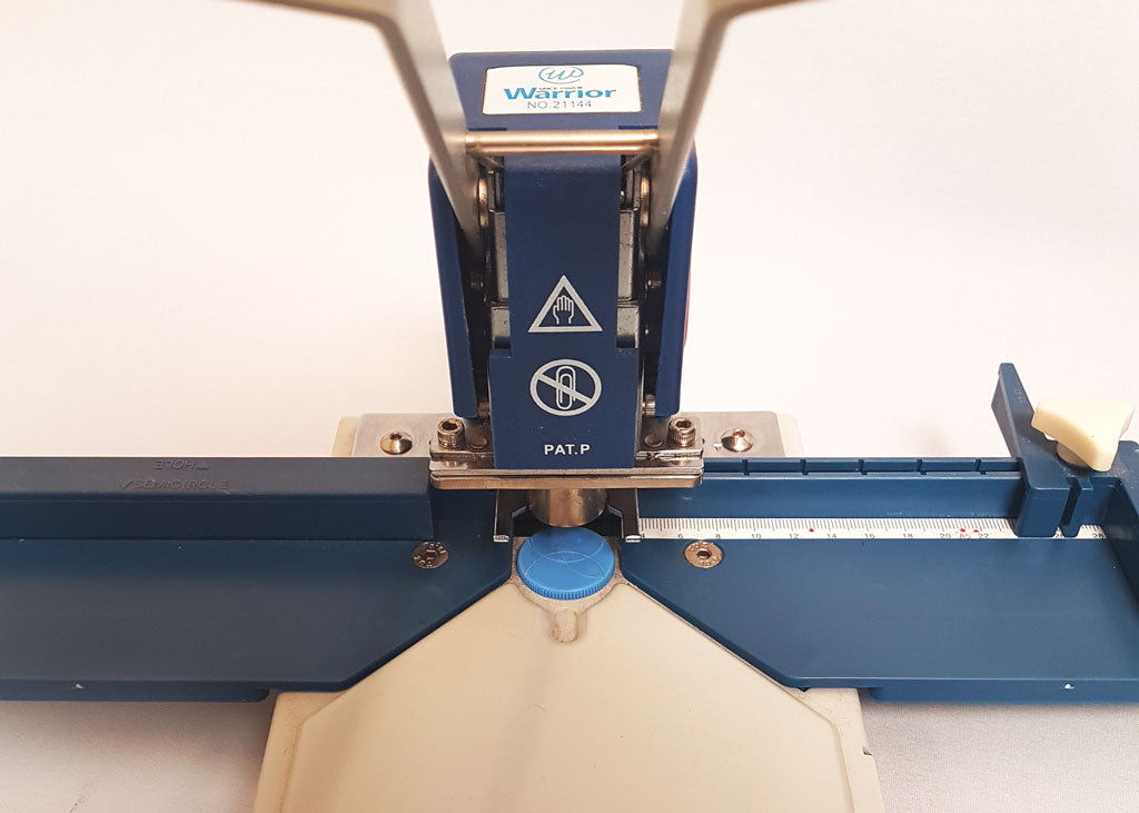 Warrior Calendar Thumb-Cut Punch